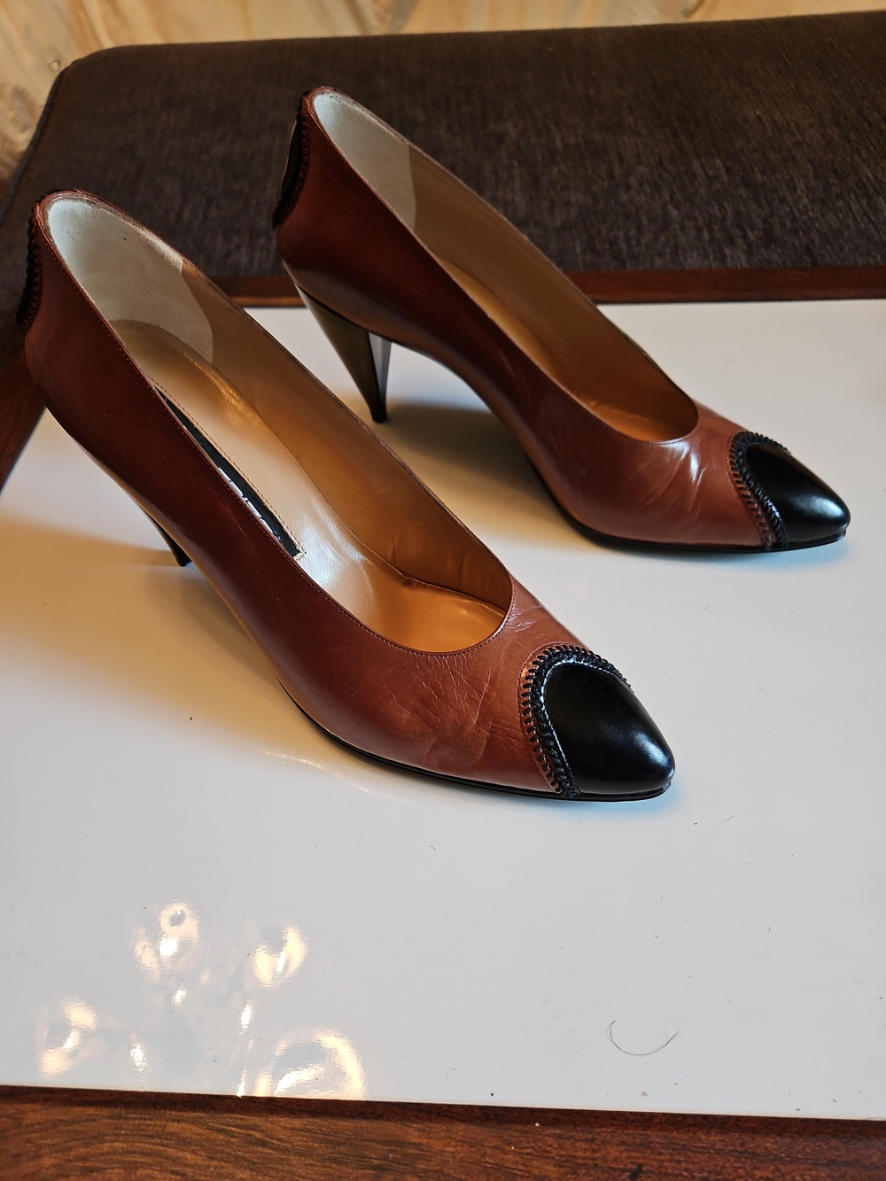 Maud Frizon Size 8.5 M Two-Tone Leather Pointed-Toe Pumps - Brown & Black